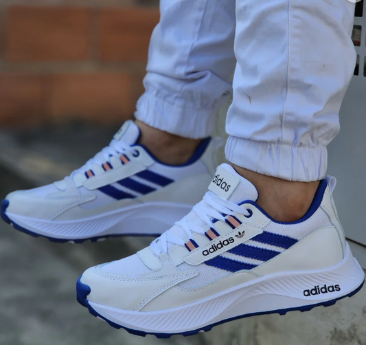 ADIDAS DURAMO + MEDIAS