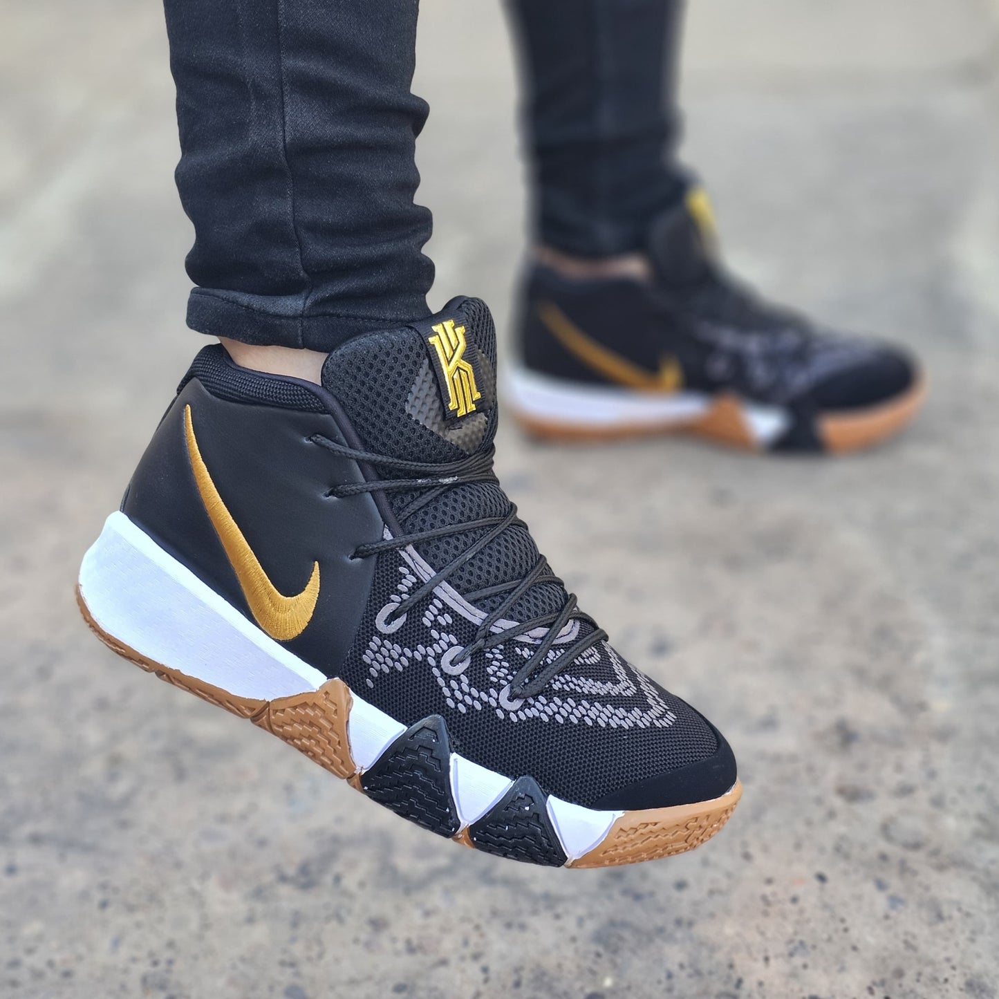 BOTA NIKE + MEDIAS