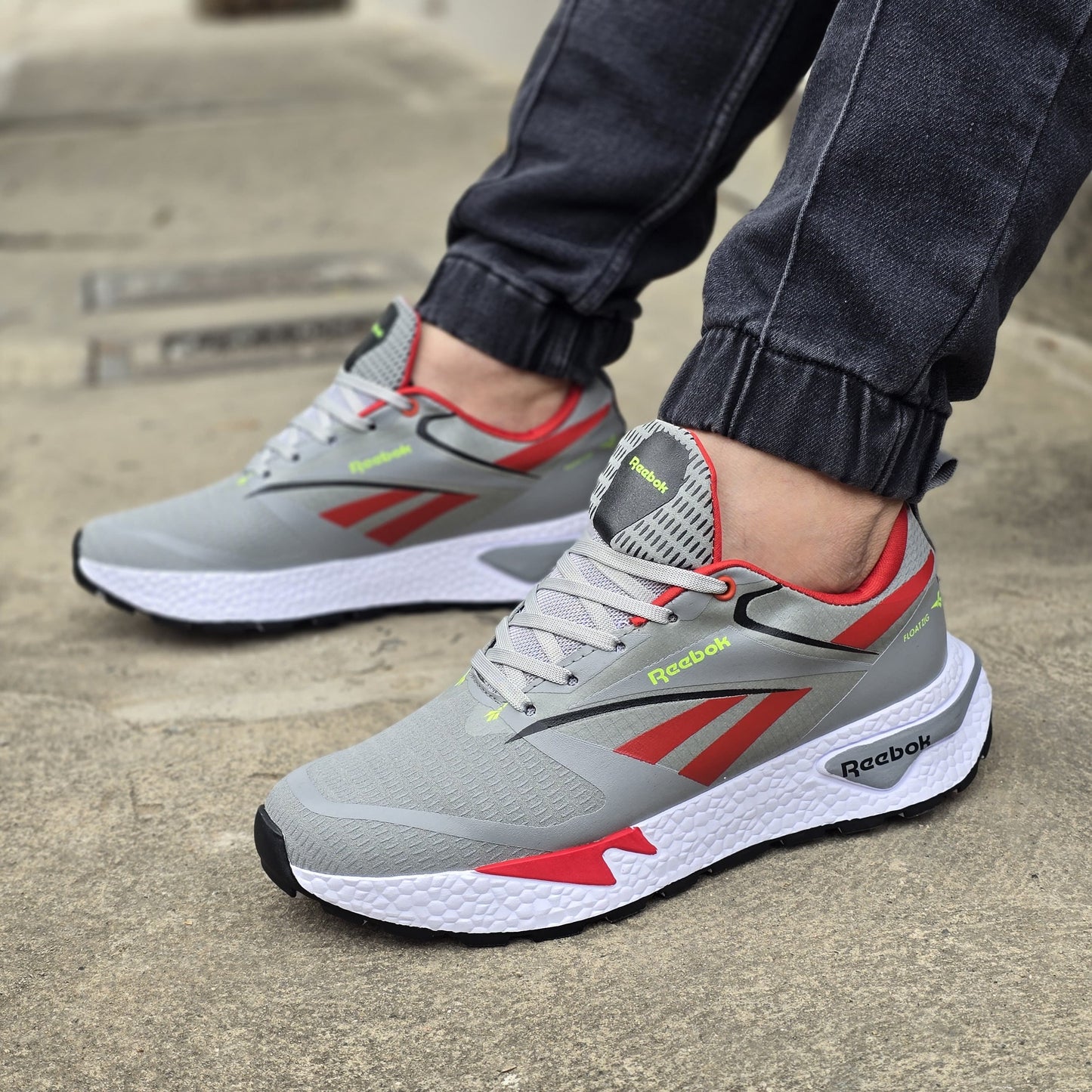 REEBOOK RUN