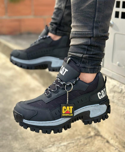 Bota Caterpillar corte bajo  +  MEDIAS